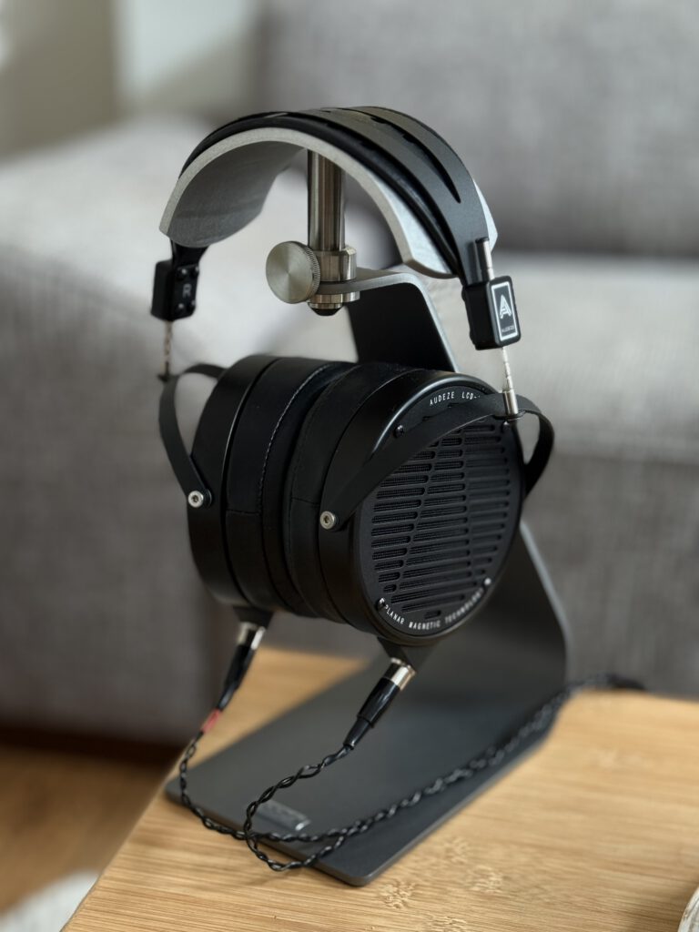 It’s no secret, yet a mysterious art: Mixing on Headphones